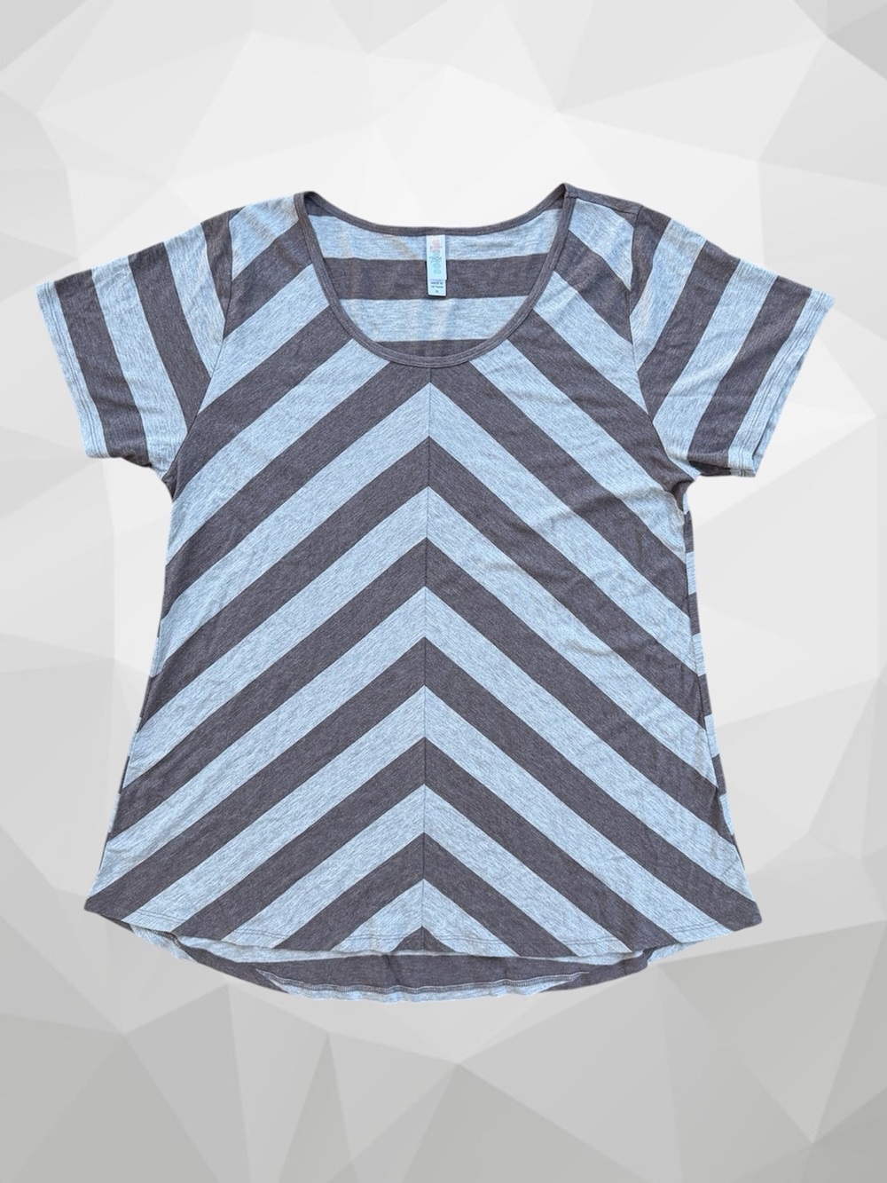 LuLaRoe Classic T Grey and Brown Chevron Striped Short-Sleeve Scoop Neck Top, XL